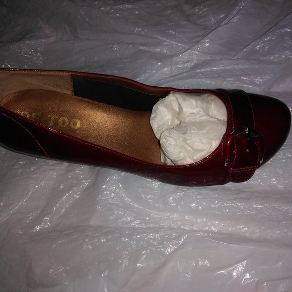 Shoes - Picture 15 of 16